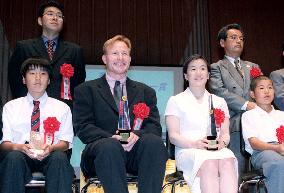 McCormick, Tamura receive Fair Play awards